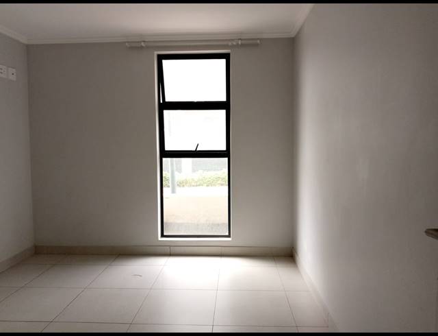 2 BEDROOM APARTMENT FOR SALE IN UMHLANGA RIDGE